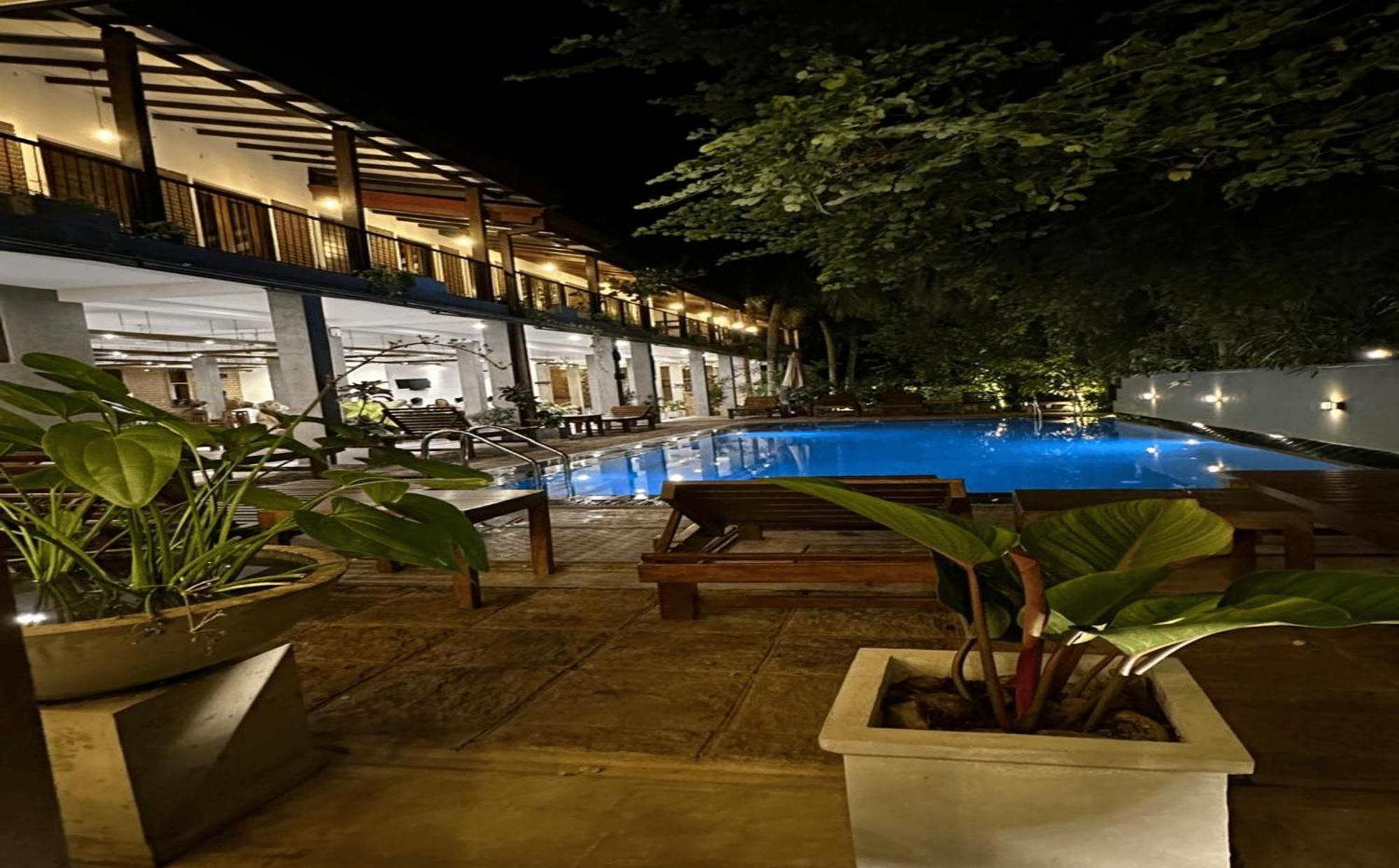 Hotel Heladiv Anuradhapura Eksteriør bilde