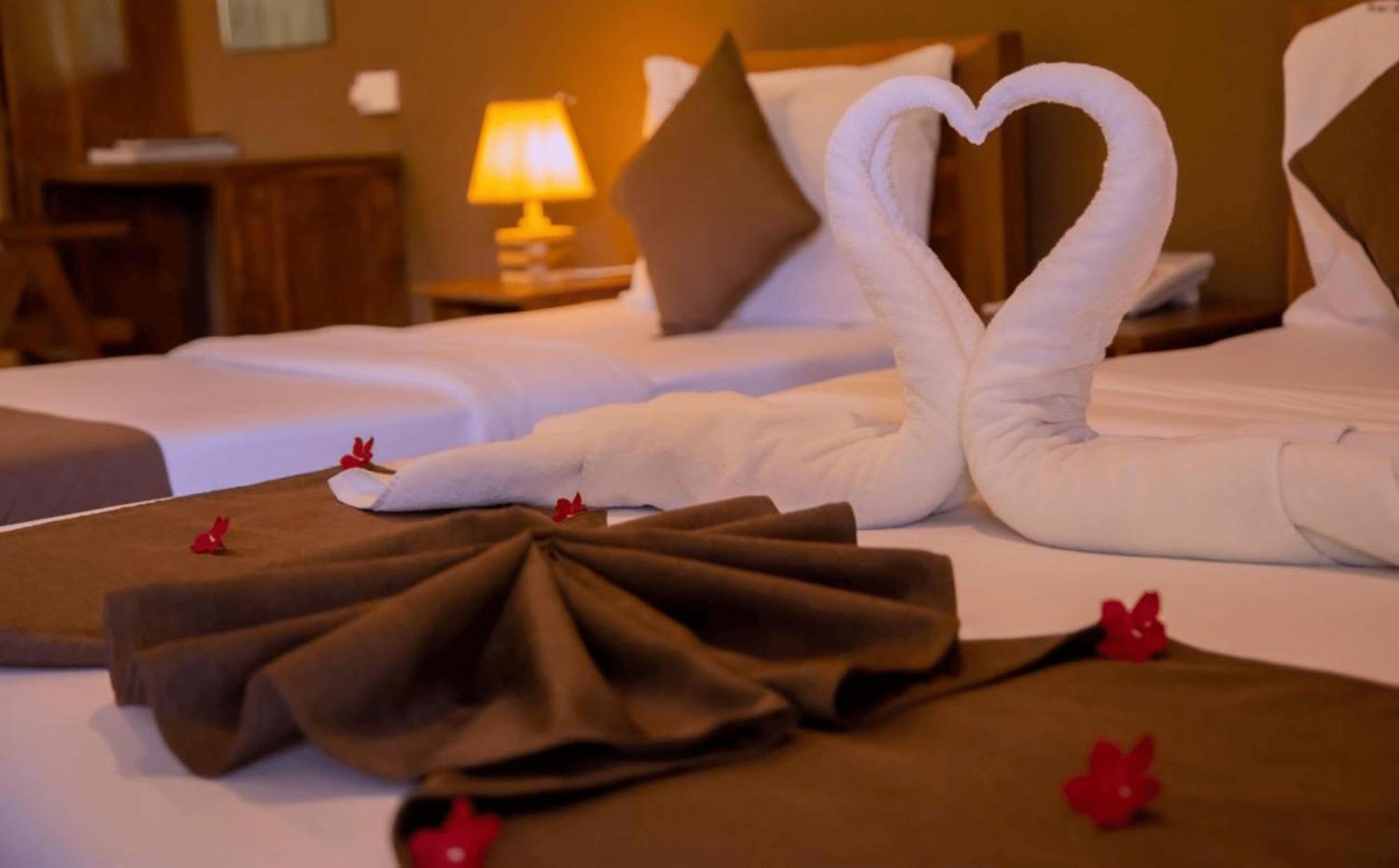 Hotel Heladiv Anuradhapura Eksteriør bilde