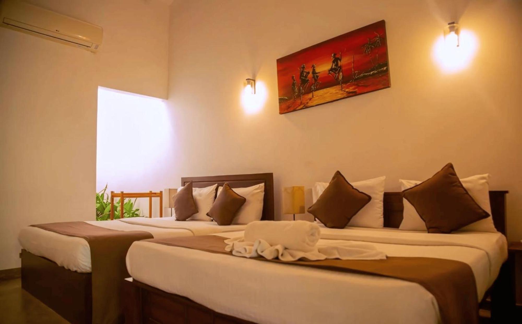 Hotel Heladiv Anuradhapura Eksteriør bilde